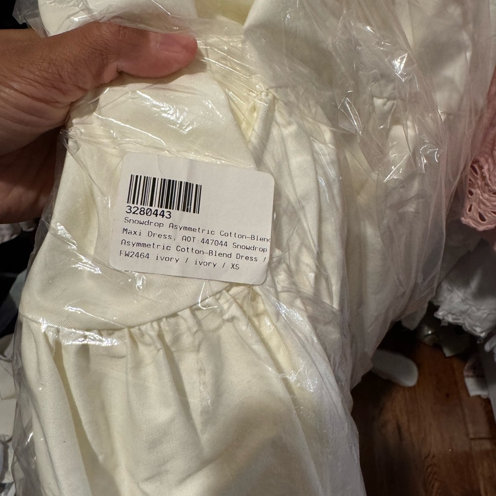 Anna October Cream Maxi Dress - Picture 8 of 10